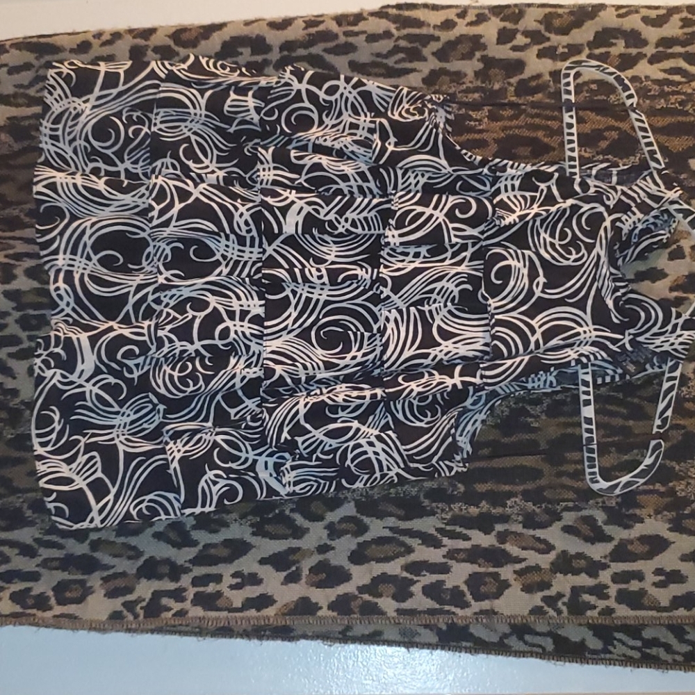 Black and white printed blouse